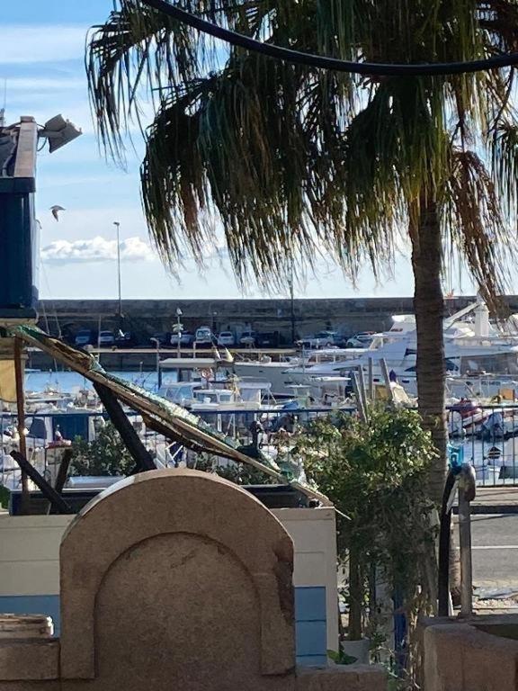 Casa Rosa Lucia Centrale Con Parcheggio San Remo Buitenkant foto