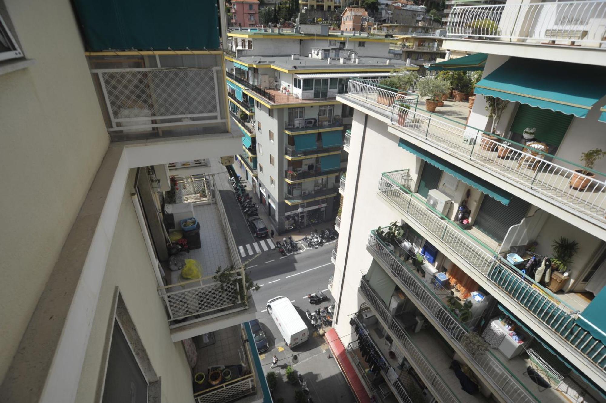 Casa Rosa Lucia Centrale Con Parcheggio San Remo Buitenkant foto