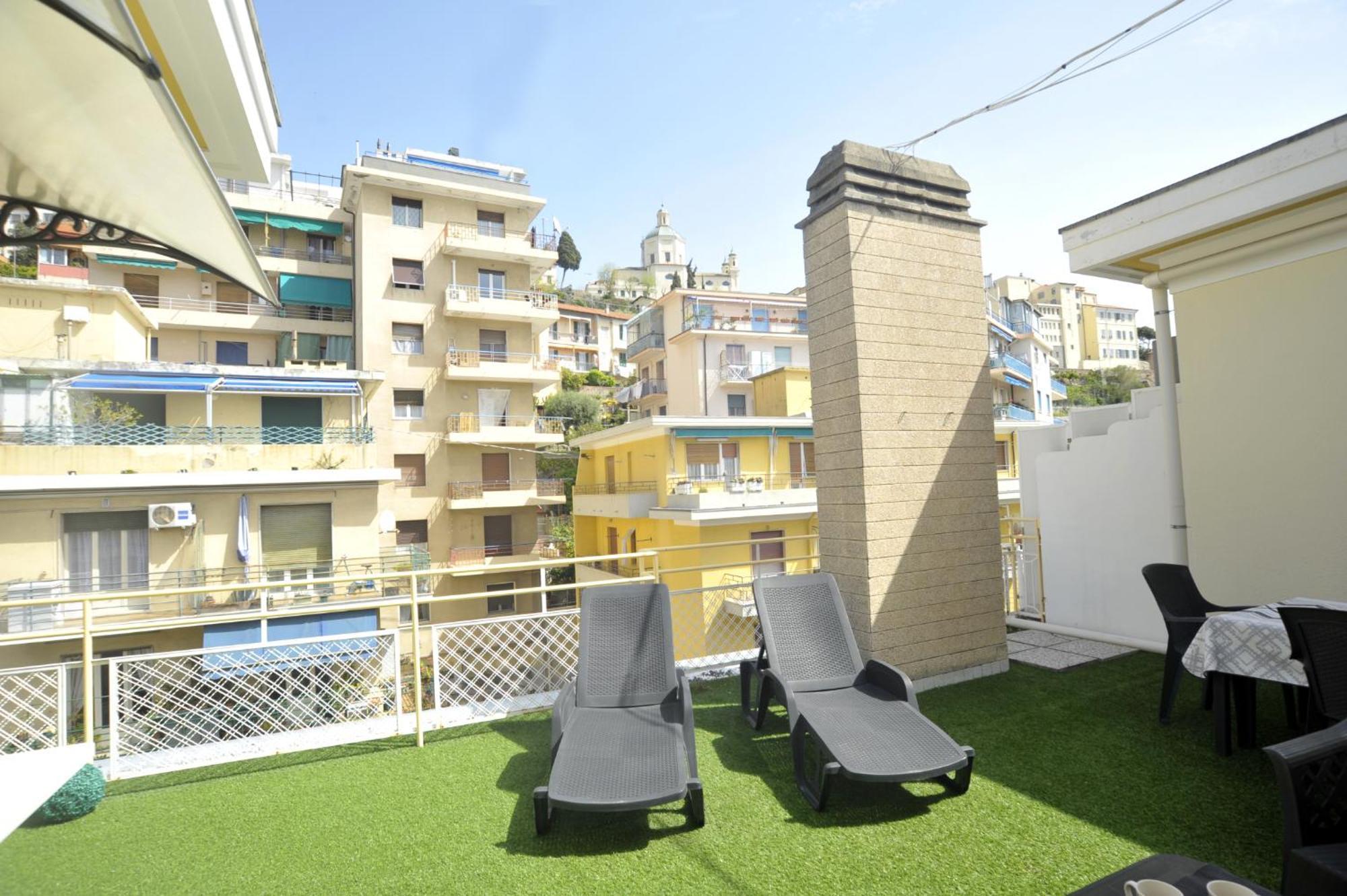 Casa Rosa Lucia Centrale Con Parcheggio San Remo Buitenkant foto