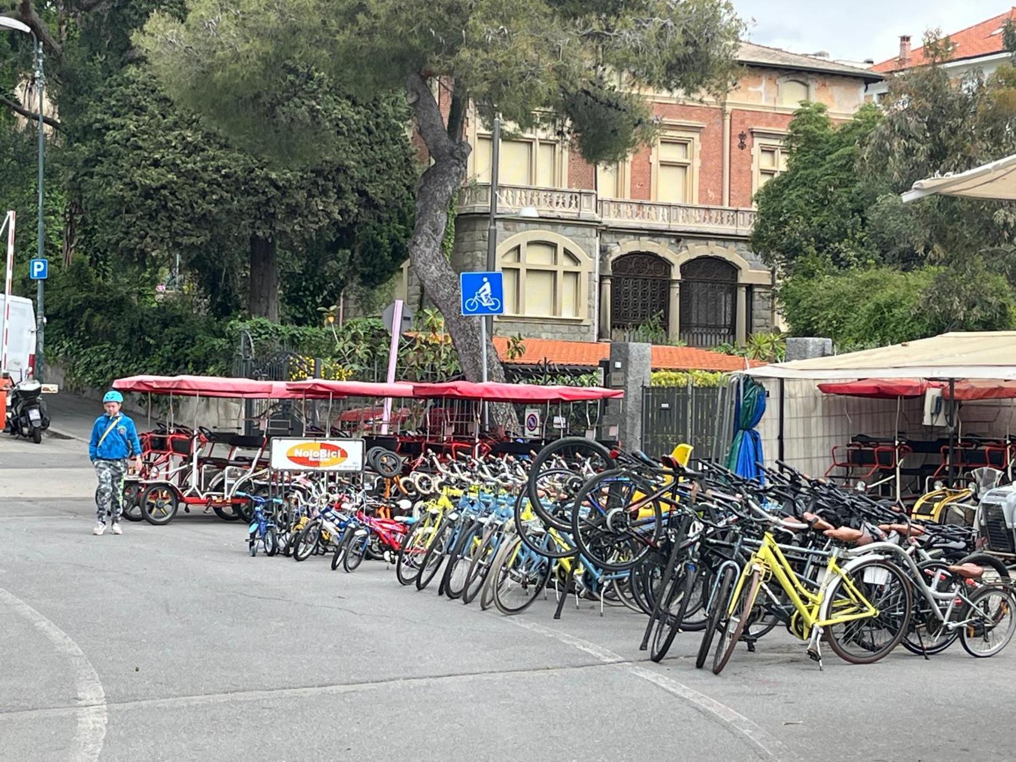 Casa Rosa Lucia Centrale Con Parcheggio San Remo Buitenkant foto