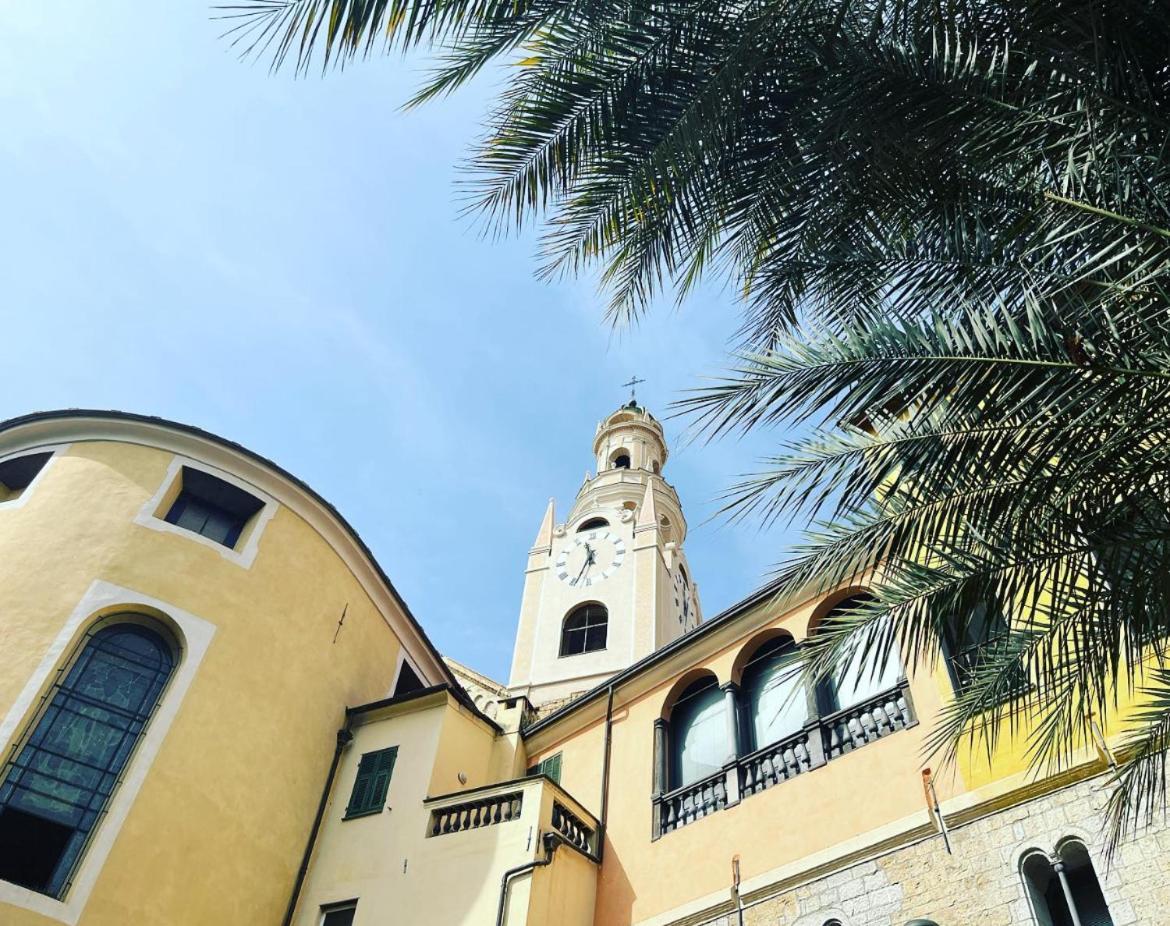 Casa Rosa Lucia Centrale Con Parcheggio San Remo Buitenkant foto